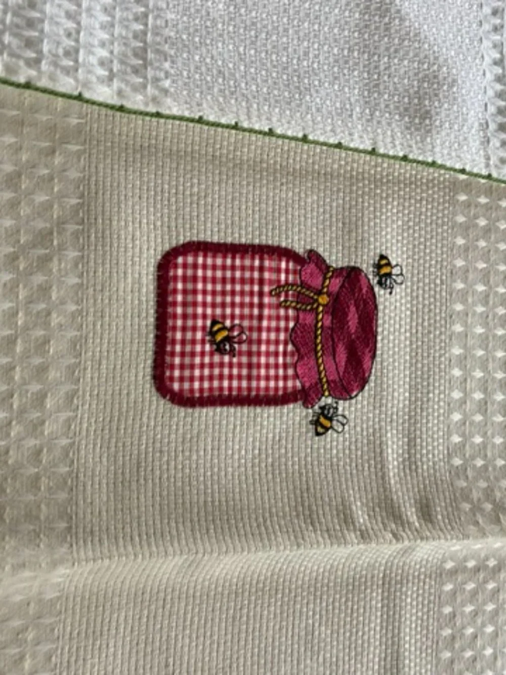 VTG Lot of 2 Kitchen Decorative Towels White/Red/Burgundy w/Embroidery Border